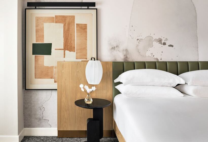 프리미엄 룸, Kimpton Theta New York   Times Square, An Ihg
