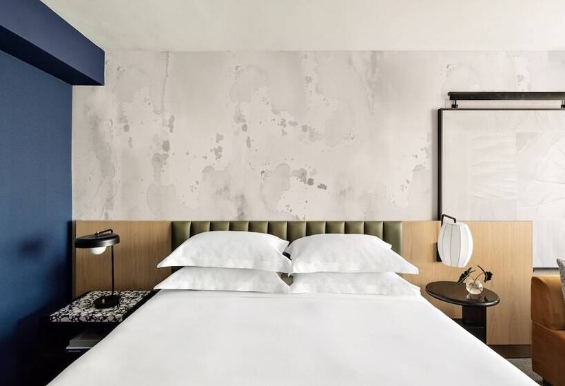 프리미엄 룸, Kimpton Theta New York   Times Square, An Ihg