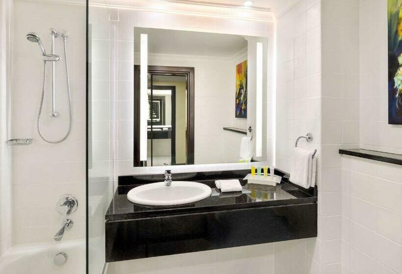 سوئیت با تخت بزرگ, Mövenpick Hotel Amman