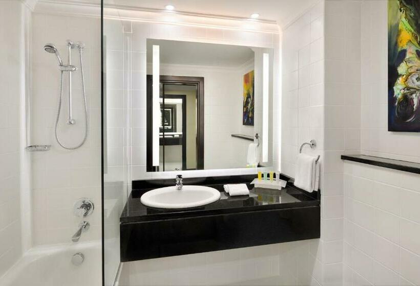 سوئیت با تخت بزرگ, Mövenpick Hotel Amman
