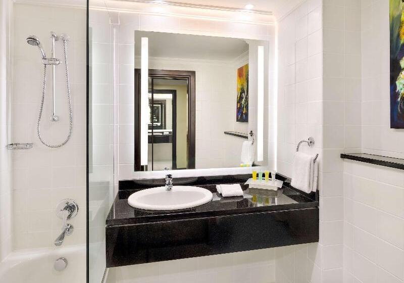 سوئیت با تخت بزرگ, Mövenpick Hotel Amman