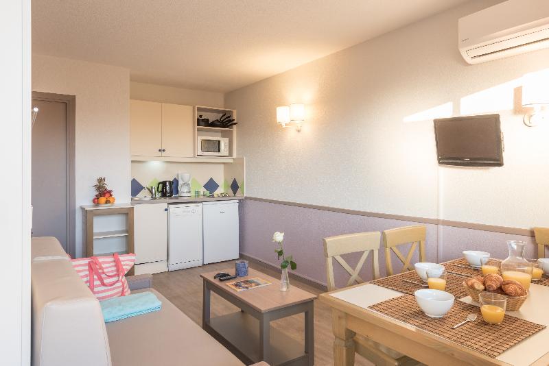 Студия Стандарт Вид на Море, Residence Pierre & Vacances La Rostagne