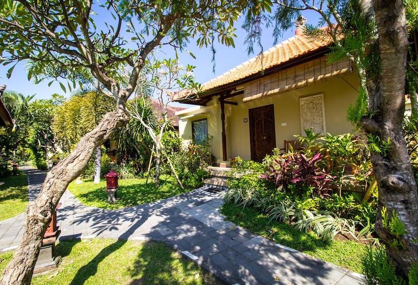 Бунгало Deluxe, Kuta Puri Bungalows Villas And Resort
