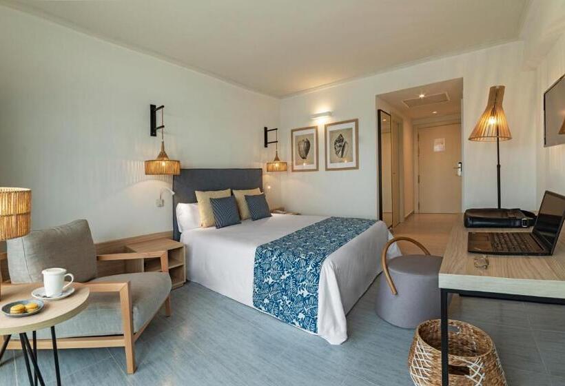 Номер Deluxe Вид на Море Боковой, Cabogata Jardín