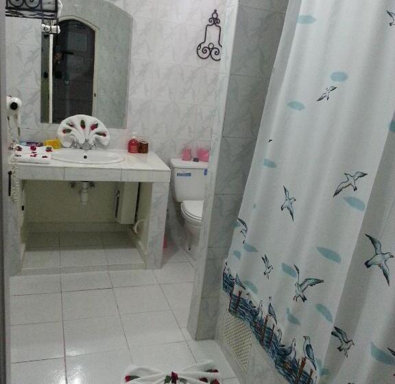 سوییت, Moroccan House