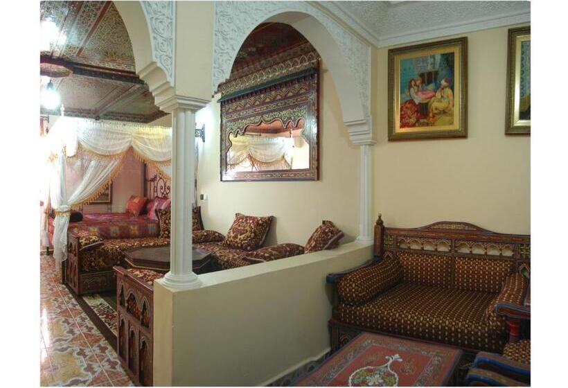 سوییت, Moroccan House