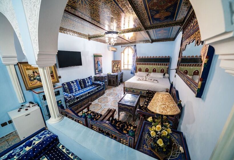 سوییت, Moroccan House