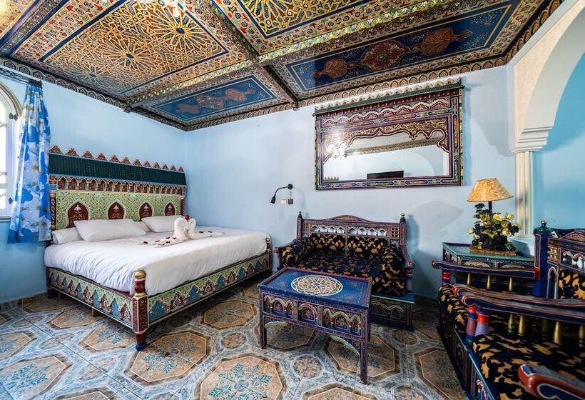 سوییت, Moroccan House
