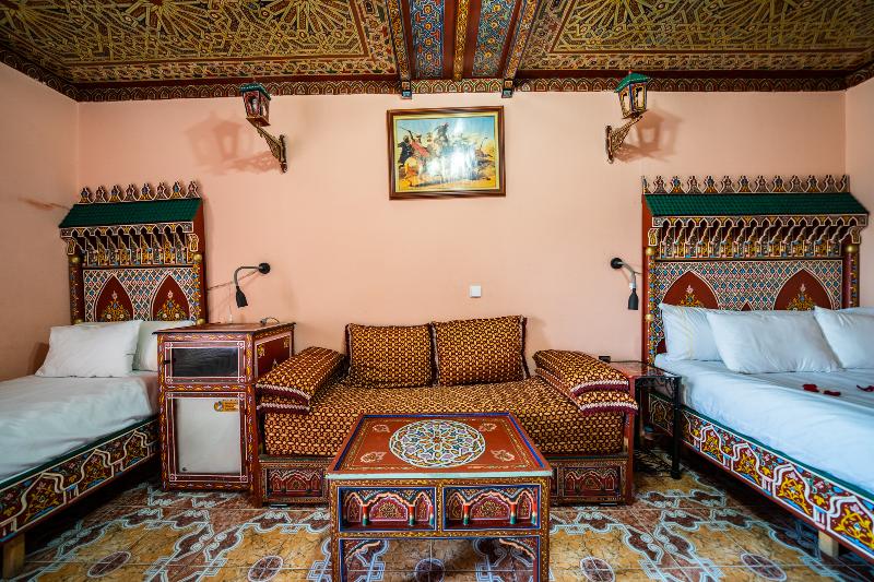 اتاق استاندارد چهار تخته, Moroccan House