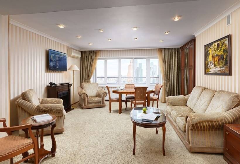 اتاق استاندارد, Bega