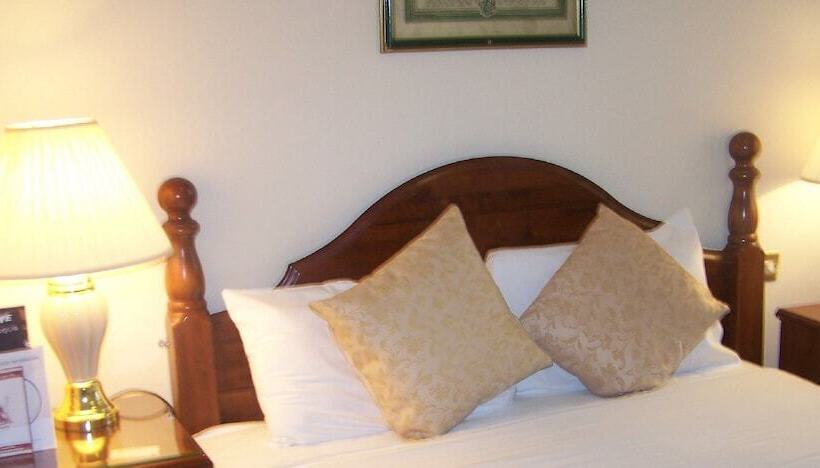 اتاق استاندارد یک نفره, Britannia  Bournemouth