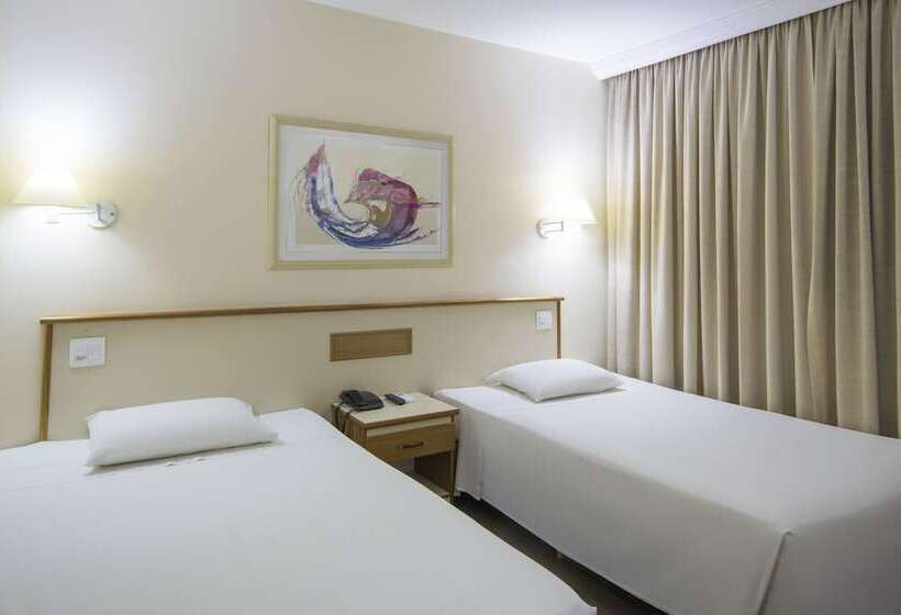 Номер Deluxe, Dan Inn Sorocaba