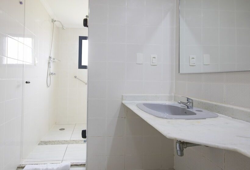 Люкс, Dan Inn Sorocaba