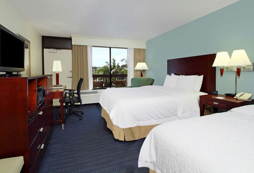 חדר סטנדרט שתי מיטות זוגיות, Hampton Inn Cocoa Beach/cape Canaveral