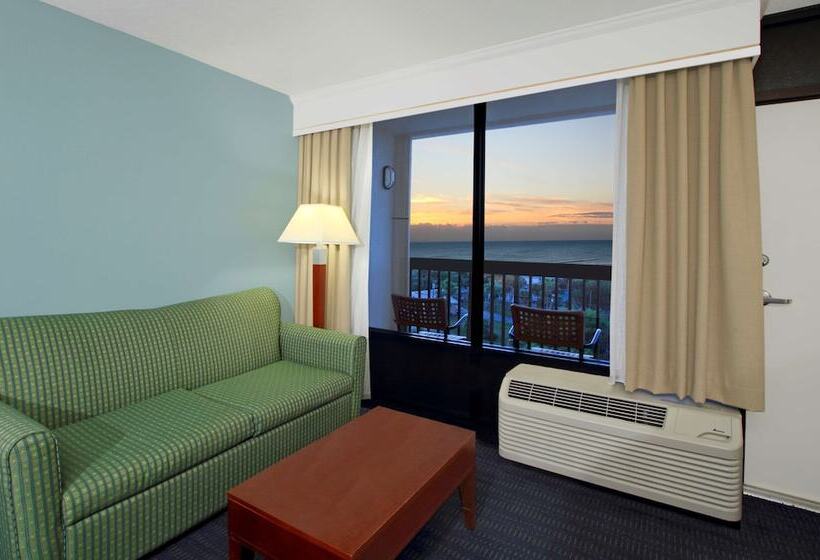 חדר סטנדרט עם מיטת קווין, Hampton Inn Cocoa Beach/cape Canaveral