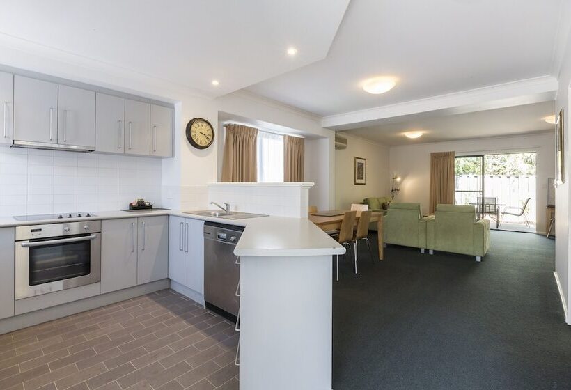 Апартаменты 2 Спальни, Leeuwin Apartments