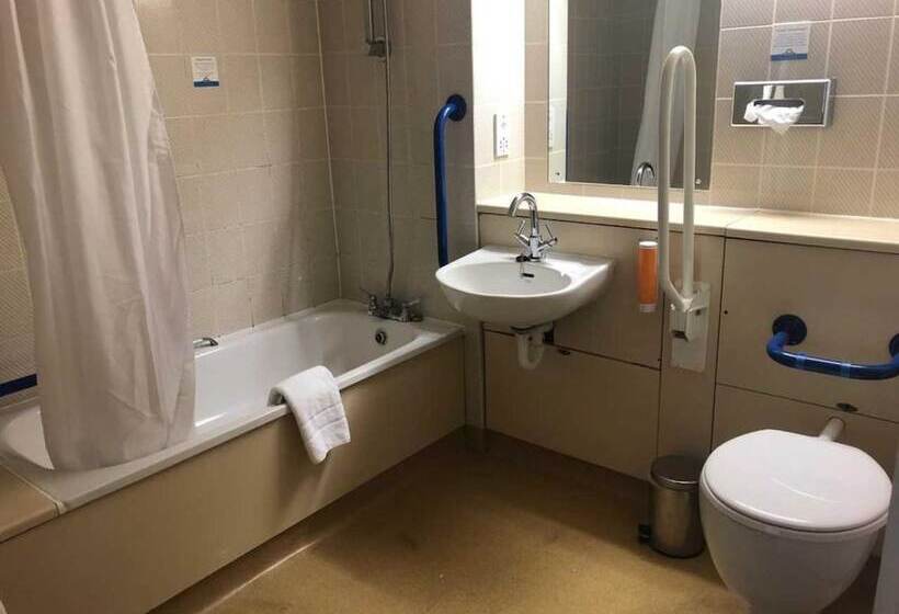 家庭间, Days Inn Hotel Fleet