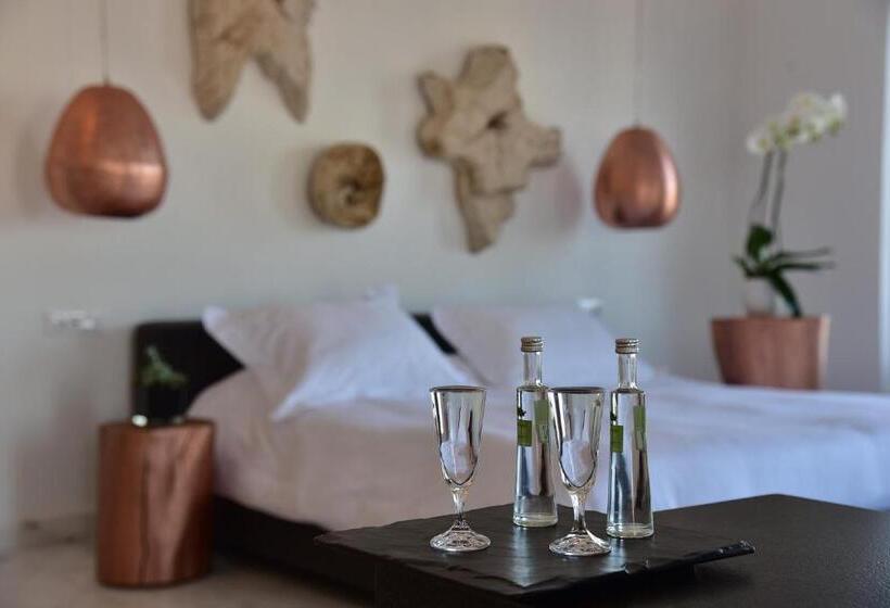 Полулюкс, Hermes Mykonos