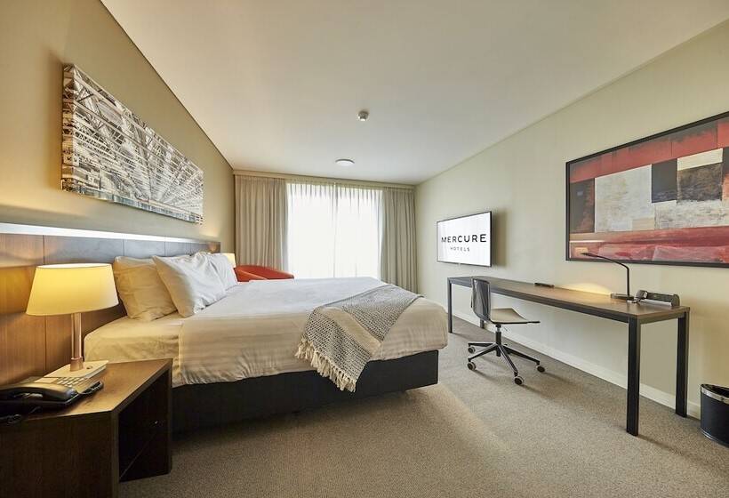 스탠다드 룸 더블 침대, Mercure Perth On Hay