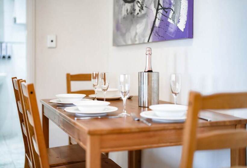 침실 1개 아파트, Park Regis Concierge Apartments