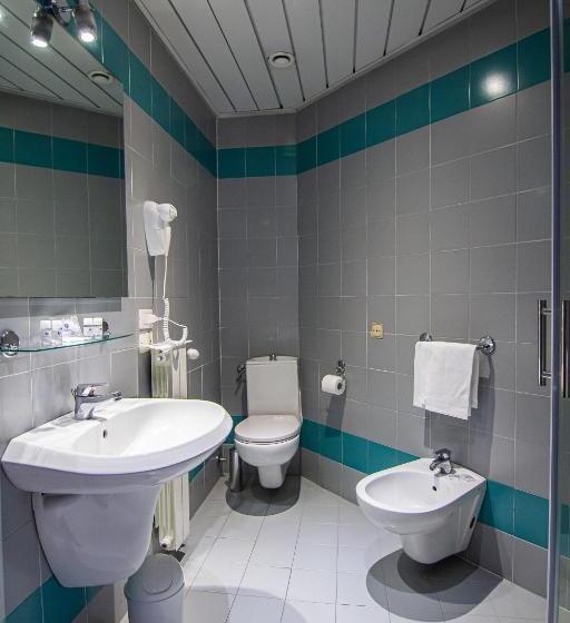 Номер Стандарт с Балконом, Tuscany Inn