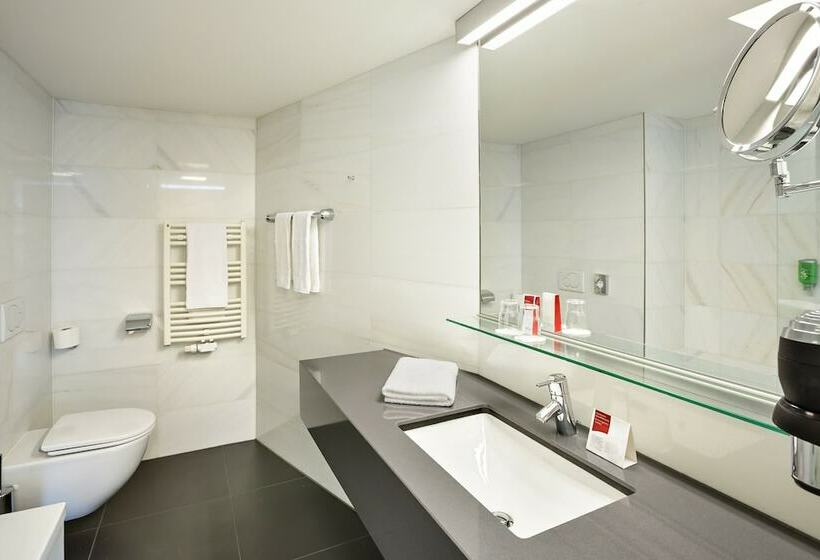 Классический Номер, Austria Trend Hotel Congress Innsbruck
