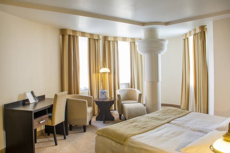 سوییت جونیور, Qubus Hotel Wrocław