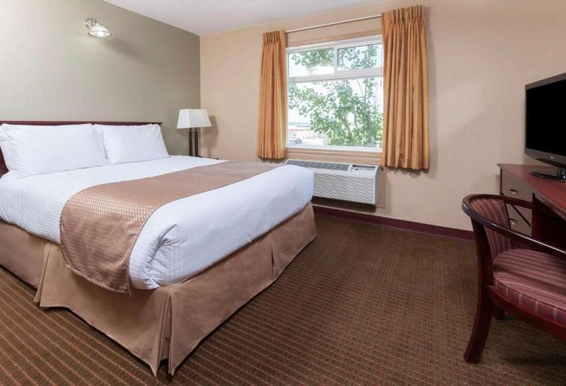 Номер Superior, Super 8 By Wyndham Fort Saskatchewan