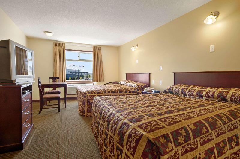 Quarto Estandar, Super 8 By Wyndham Fort Saskatchewan