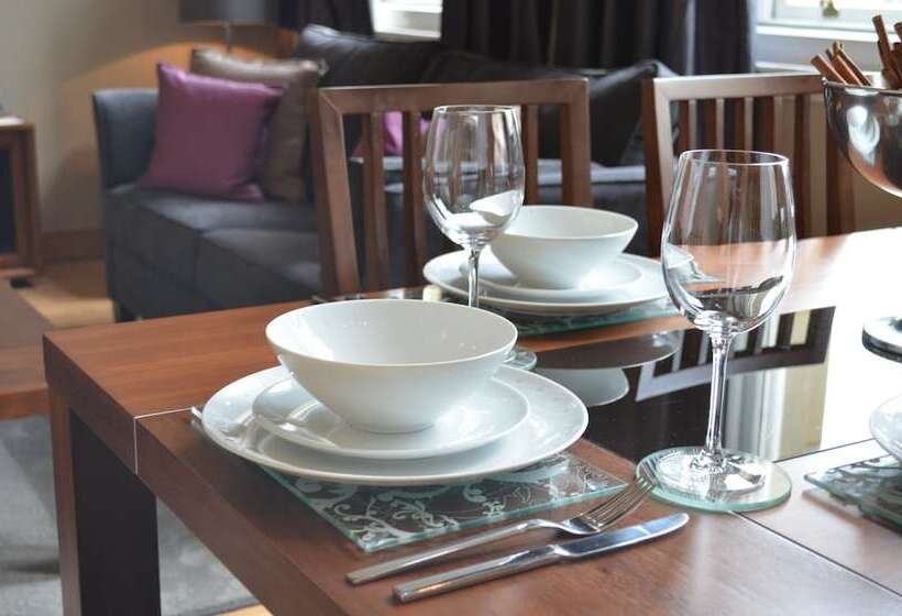 Апартаменты 2 Спальни, Quebecs Luxury Apartments