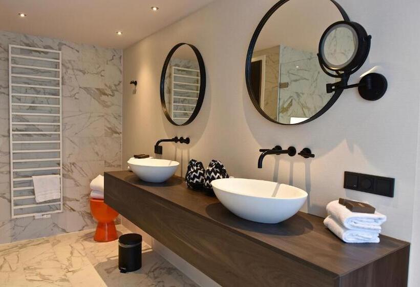 발코니가 있는 스위트, Van Der Valk Hotel Emmeloord
