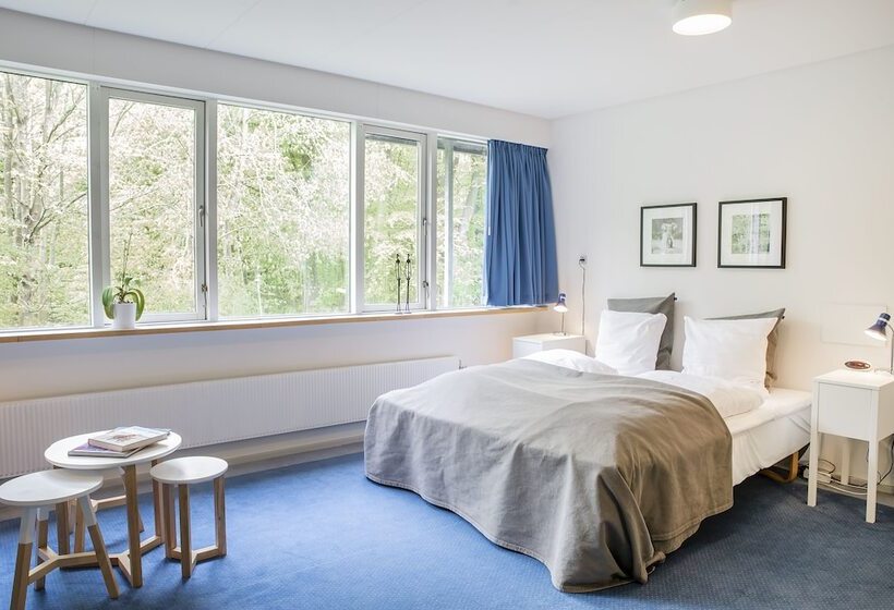 חדר משפחתי, Juelsminde Strand