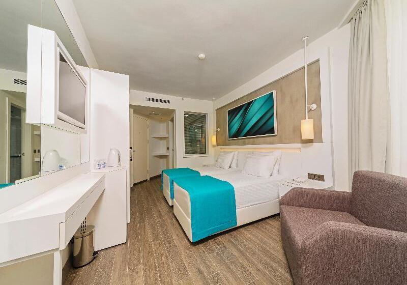 Номер Стандарт Боковой Вид на Море, Poseidon Hotel   Adult Only