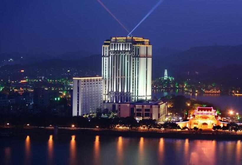 Superior room with lake view, Huizhou Kande International