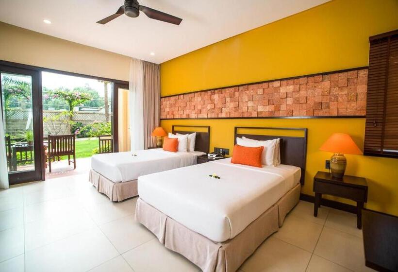 Comfort room with balcony, Pandanus Resort