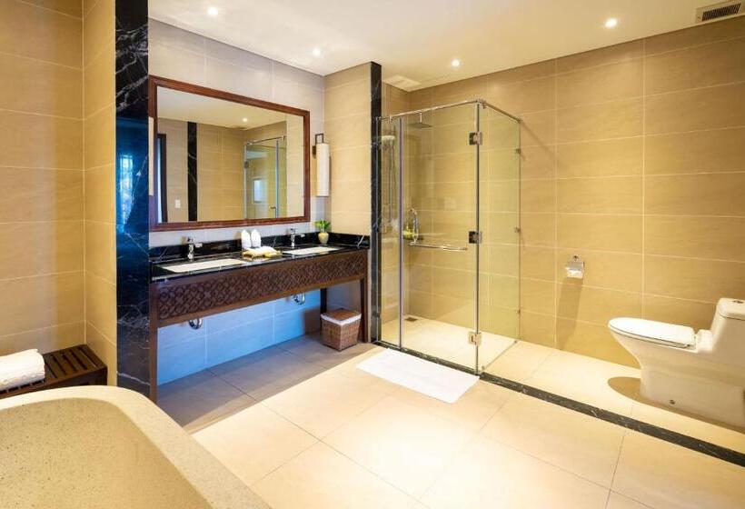 سوئیت با چشم‌انداز, Pandanus Resort