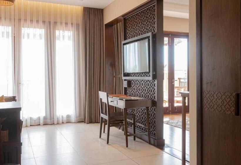 سوئیت با چشم‌انداز, Pandanus Resort
