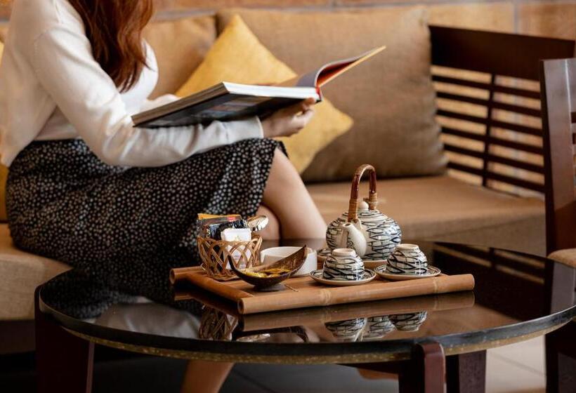 سوئیت با چشم‌انداز, Pandanus Resort