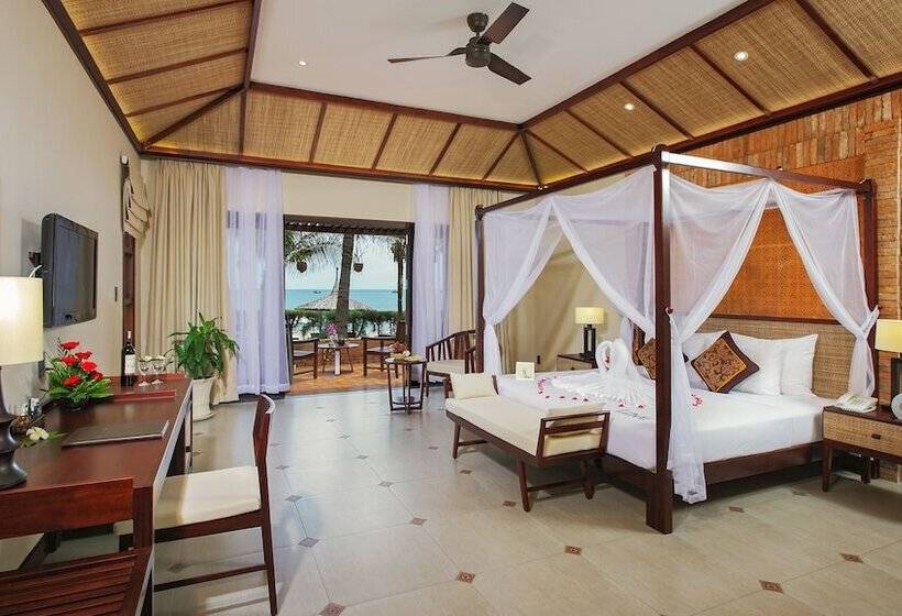 بانگلوی استاندارد با چشم‌انداز دریا, Pandanus Resort