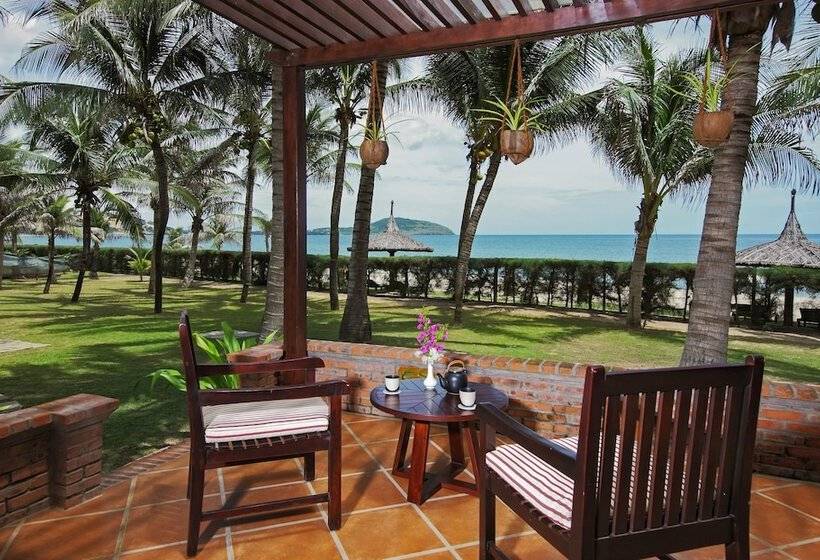 بانگلوی استاندارد با چشم‌انداز دریا, Pandanus Resort