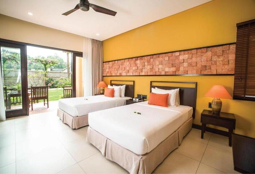 Comfort room with balcony, Pandanus Resort
