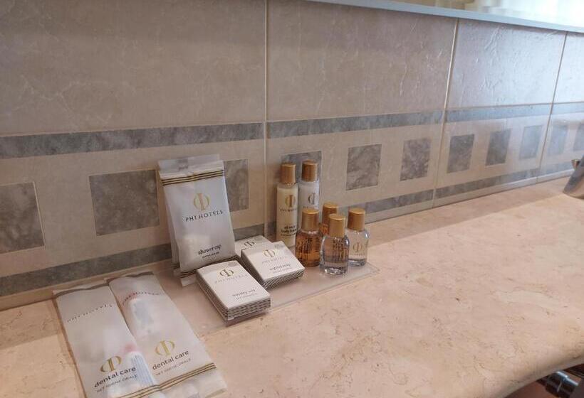 غرفة سوبيريور, Phi Hotel Astoria