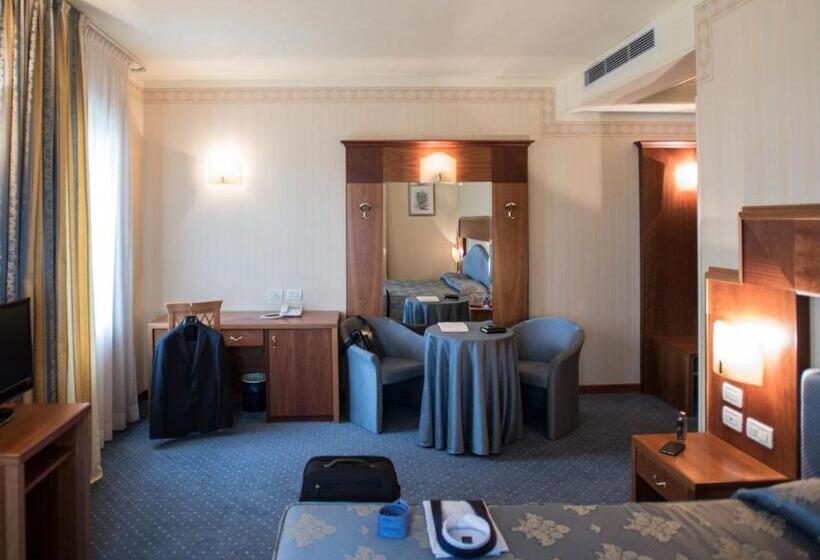 غرفة قياسية, Phi Hotel Astoria
