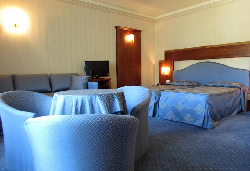 Номер Стандарт, Phi Hotel Astoria
