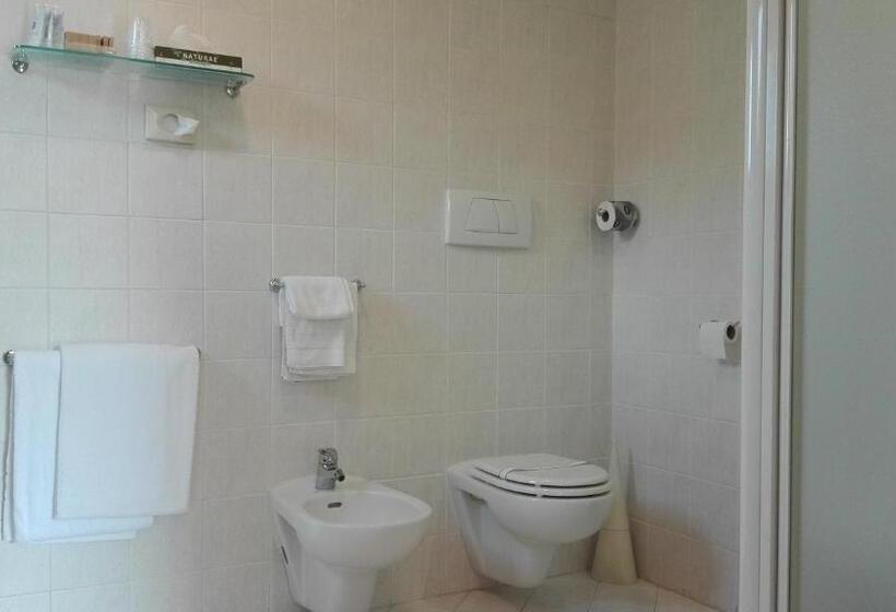 Трехместный Номер Стандарт Interior, Sovestro