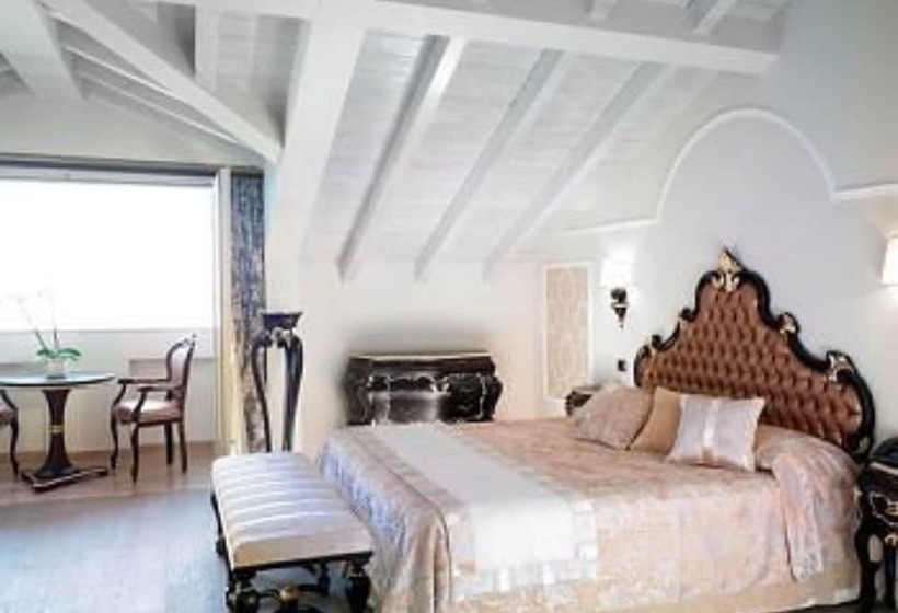 سوییت جونیور با چشمانداز دریاچه, Villa Del Sogno