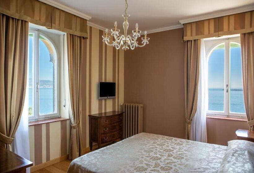 سوییت جونیور با چشمانداز دریاچه, Villa Del Sogno