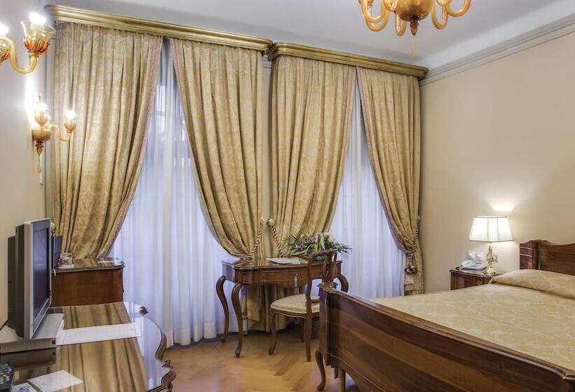 Номер Superior, Villa Fenaroli Palace