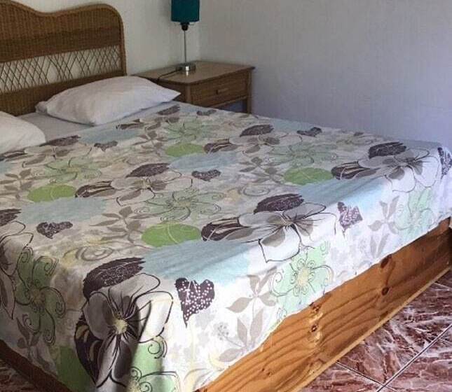 اتاق استاندارد سه نفره, Plaza Real Resort
