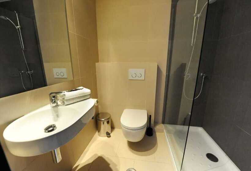 اتاق استاندارد یک نفره, Domus